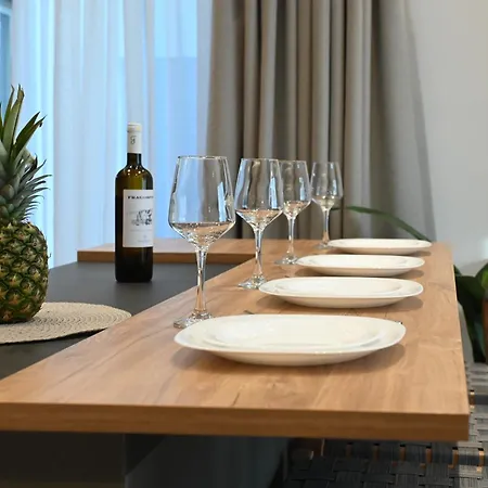 Mgk Complex With Private Pool Ligaria,made ليغاريا