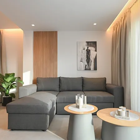 Mgk Complex With Private Pool Ligaria,made فيلة *