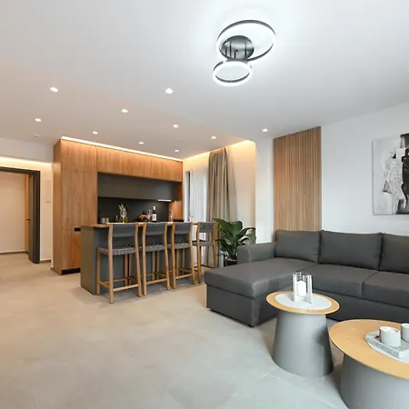 فيلة Mgk Complex With Private Pool Ligaria,made