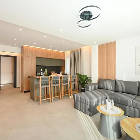 فيلة Mgk Complex With Private Pool Ligaria,made ليغاريا